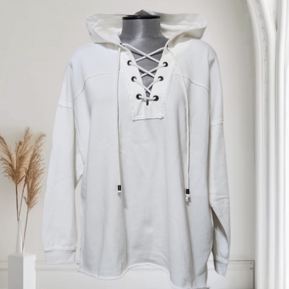 aerie Tops - Aerie Soft White Front Lace Up Hooded Sweatshirt Ribbed Cuffs & Rolled Hem (XS)
